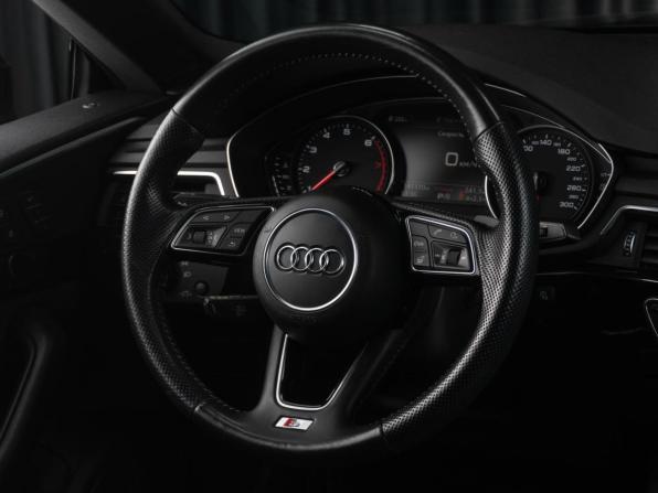 Audi A5 II (F5) с пробегом 2017 года, цена 3 349 000 рублей, 141310 км, лифтбек, Автокод Объявления