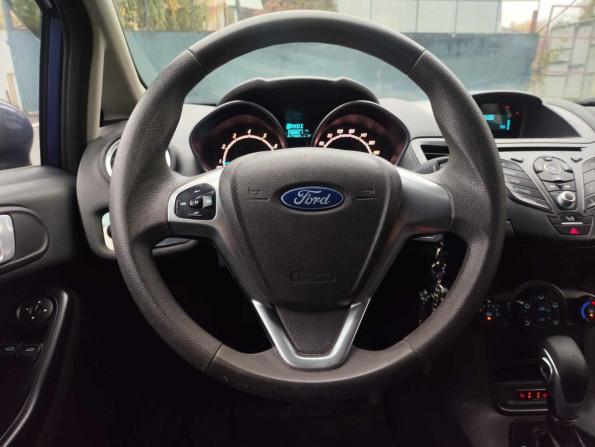 Ford Fiesta Mk6 Рестайлинг с пробегом 2015 года, цена 725 000 рублей, 156826 км, хэтчбек, Автокод Объявления