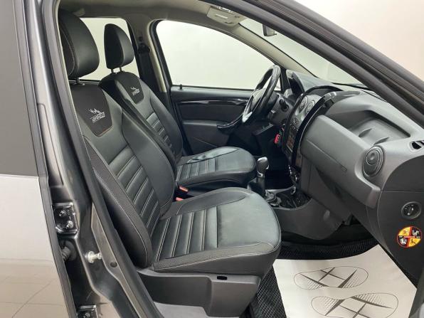 Renault Duster I Рестайлинг с пробегом 2020 года, цена 1 419 000 рублей, 182016 км, внедорожник, Автокод Объявления