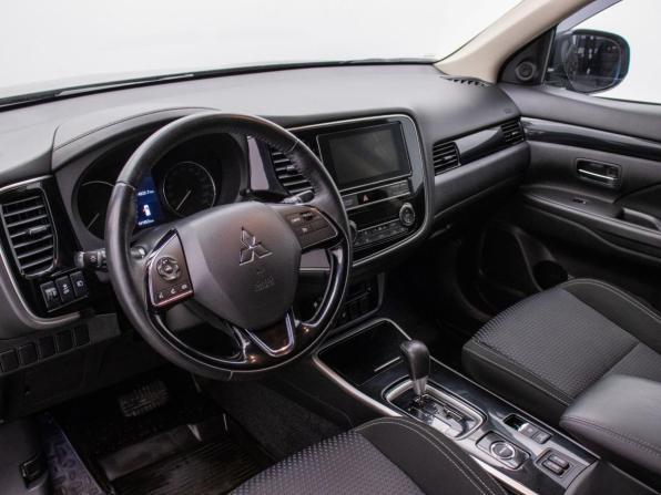 Mitsubishi Outlander III Рестайлинг 3 с пробегом 2019 года, цена 1 900 000 рублей, 141952 км, внедорожник, Автокод Объявления
