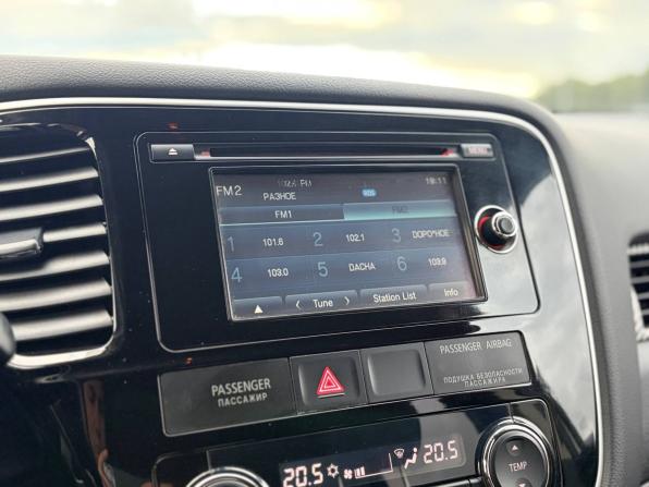 Mitsubishi Outlander III с пробегом 2014 года, цена 1 295 000 рублей, 196000 км, внедорожник, Автокод Объявления