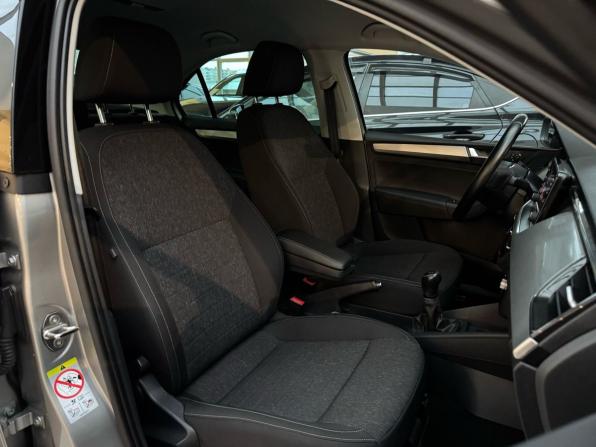 Skoda Rapid II с пробегом 2021 года, цена 1 499 000 рублей, 65828 км, лифтбек, Автокод Объявления