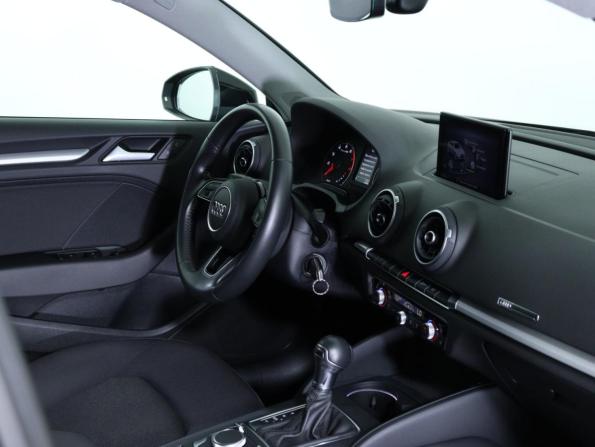 Audi A3 III (8V) Рестайлинг с пробегом 2020 года, цена 2 000 000 рублей, 96892 км, седан, Автокод Объявления