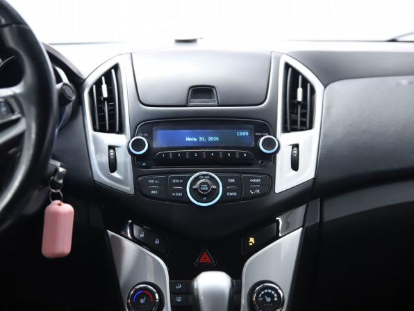Chevrolet Cruze I Рестайлинг с пробегом 2013 года, цена 630 000 рублей, 266696 км, седан, Автокод Объявления