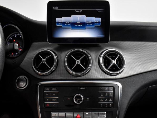 Mercedes-Benz GLA I (X156) Рестайлинг с пробегом 2018 года, цена 2 300 000 рублей, 83426 км, внедорожник, Автокод Объявления