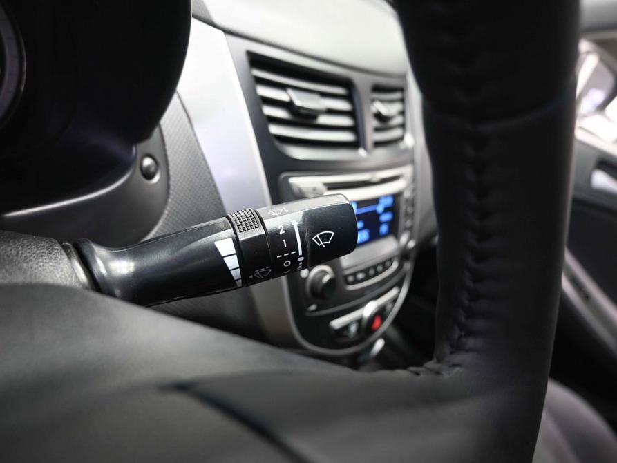 Hyundai Solaris I Рестайлинг Ростов-на-Дону  - изображение 17
