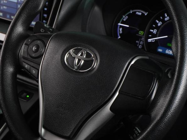 Toyota Voxy III (R80) Рестайлинг с пробегом 2020 года, цена 3 339 000 рублей, 60892 км, минивэн, Автокод Объявления