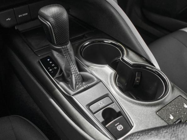 Toyota Camry VIII (XV70) Рестайлинг с пробегом 2021 года, цена 2 600 000 рублей, 78732 км, седан, Автокод Объявления