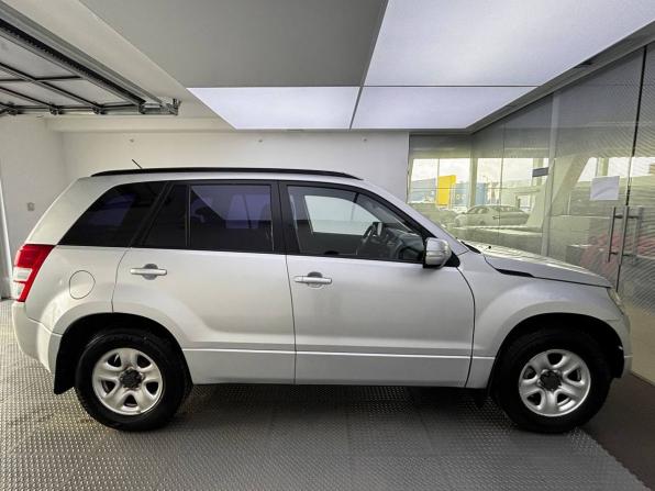 Suzuki Grand Vitara II Рестайлинг с пробегом 2010 года, цена 900 000 рублей, 274441 км, внедорожник, Автокод Объявления