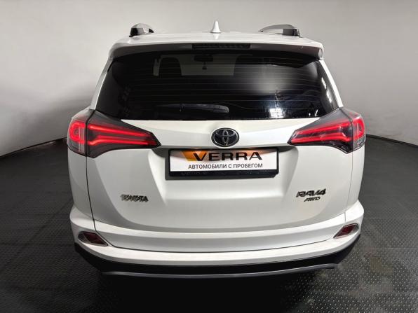 Toyota RAV4 IV (XA40) Рестайлинг с пробегом 2018 года, цена 2 615 000 рублей, 96711 км, внедорожник, Автокод Объявления