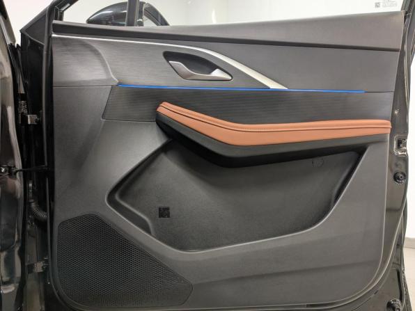 Omoda C5 I с пробегом 2023 года, цена 1 700 000 рублей, 28055 км, внедорожник, Автокод Объявления