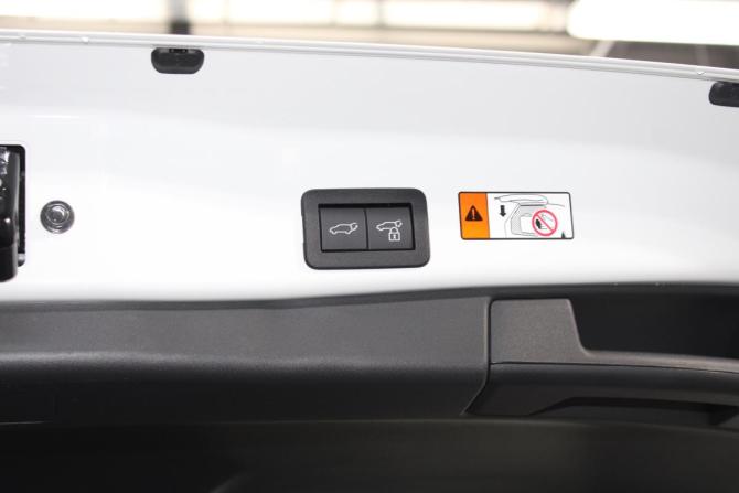 Toyota RAV4 V (XA50) с пробегом 2026 года, цена 4 900 000 рублей, 51 км, внедорожник, Автокод Объявления