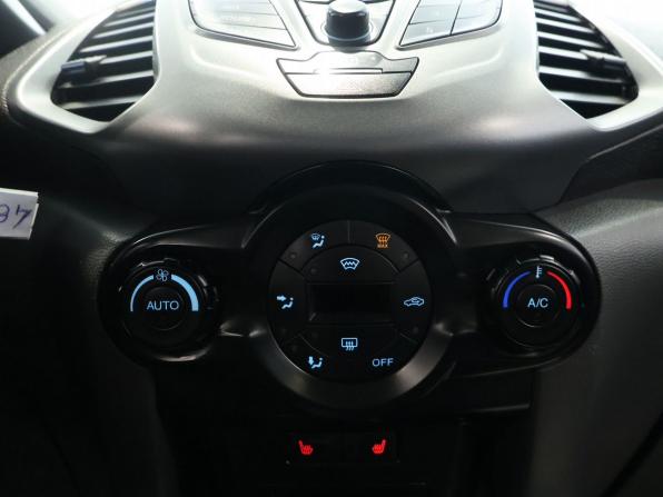 Ford EcoSport II с пробегом 2015 года, цена 980 000 рублей, 101964 км, внедорожник, Автокод Объявления