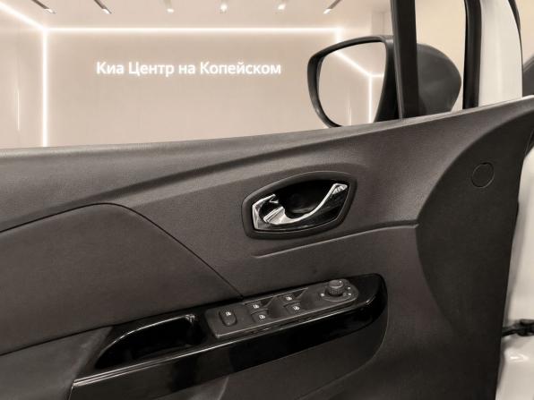 Renault Kaptur I с пробегом 2017 года, цена 1 295 000 рублей, 134000 км, внедорожник, Автокод Объявления