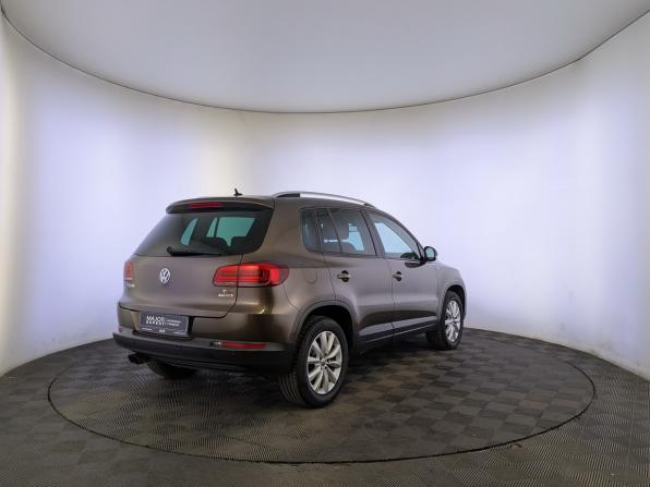 Volkswagen Tiguan I Рестайлинг с пробегом 2016 года, цена 1 650 000 рублей, 81666 км, внедорожник, Автокод Объявления