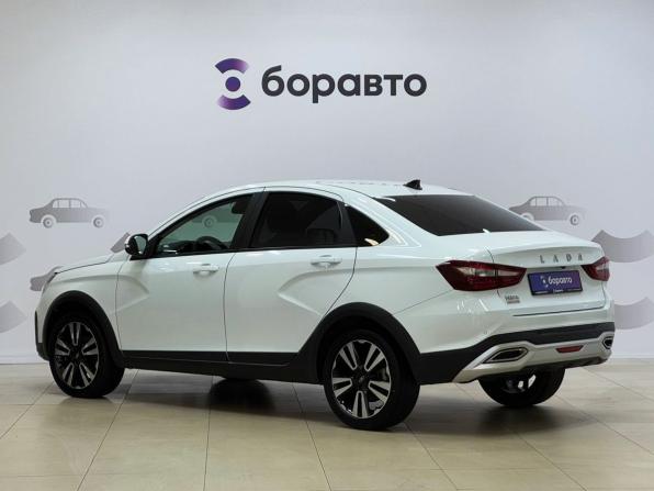 Lada (ВАЗ) Vesta I Рестайлинг (NG) с пробегом 2023 года, цена 1 319 000 рублей, 57093 км, седан, Автокод Объявления