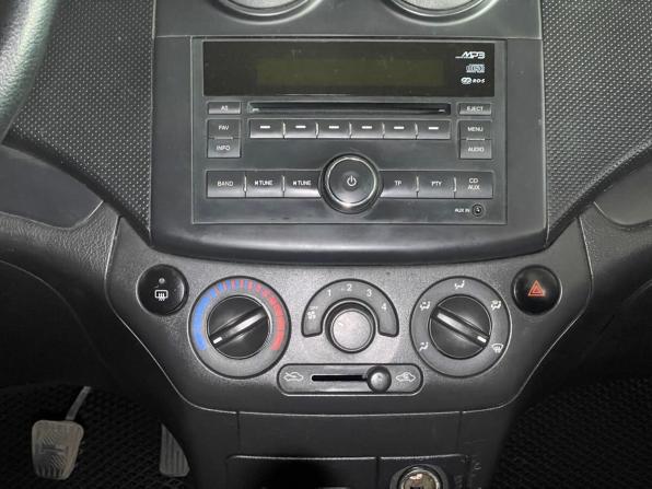 Chevrolet Aveo I Рестайлинг с пробегом 2010 года, цена 529 000 рублей, 128549 км, хэтчбек, Автокод Объявления