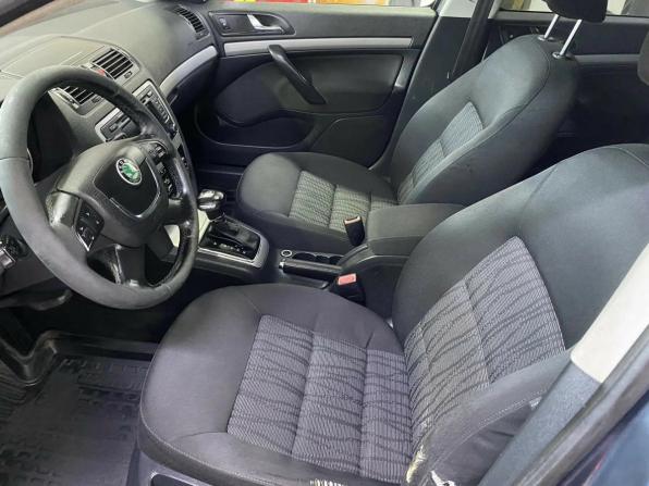 Skoda Octavia II (A5) Рестайлинг с пробегом 2010 года, цена 510 000 рублей, 341800 км, лифтбек, Автокод Объявления