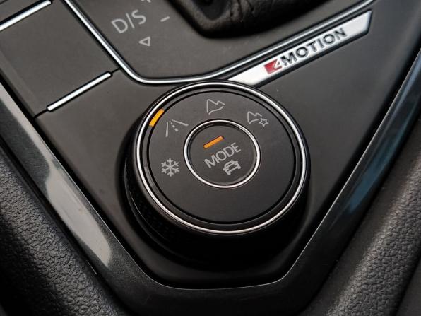 Volkswagen Tiguan II с пробегом 2019 года, цена 3 100 000 рублей, 98494 км, внедорожник, Автокод Объявления