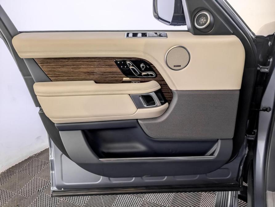 Land Rover Range Rover IV Рестайлинг Москва  - изображение 19