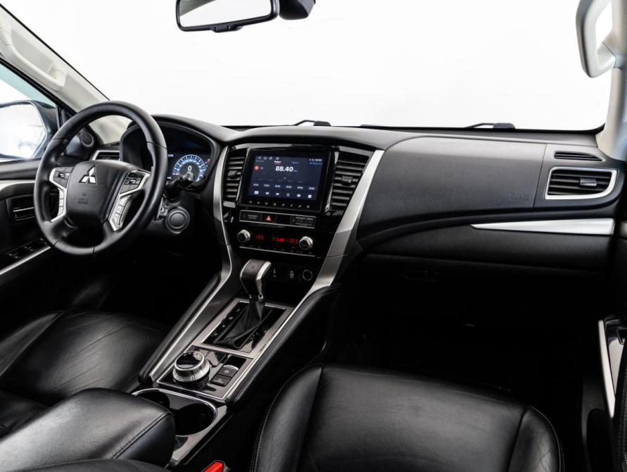 Mitsubishi Pajero Sport III Рестайлинг Санкт-Петербург  - изображение 10