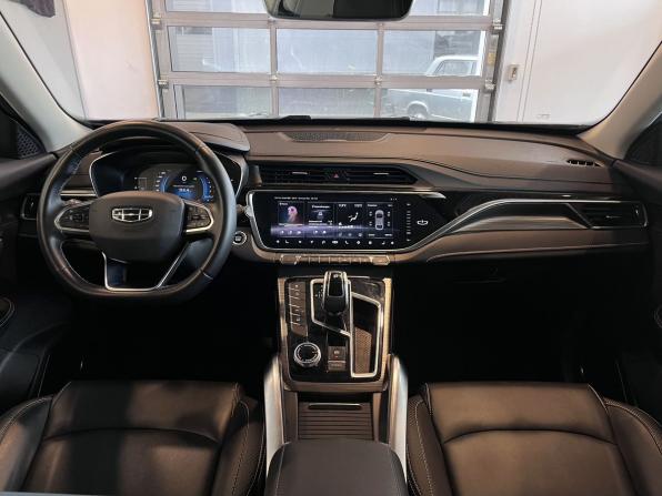 Geely Atlas Pro с пробегом 2023 года, цена 1 920 000 рублей, 82398 км, внедорожник, Автокод Объявления
