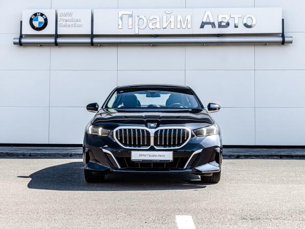 BMW 5 серии VIII (G60/G61/G68) с пробегом 2025 года, цена 8 990 000 рублей, 16 км, седан, Автокод Объявления