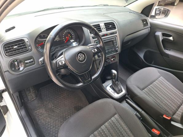 Volkswagen Polo V Рестайлинг с пробегом 2020 года, цена 1 195 000 рублей, 120682 км, седан, Автокод Объявления