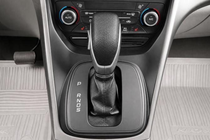 Ford Kuga II Рестайлинг с пробегом 2019 года, цена 1 499 000 рублей, 189000 км, внедорожник, Автокод Объявления