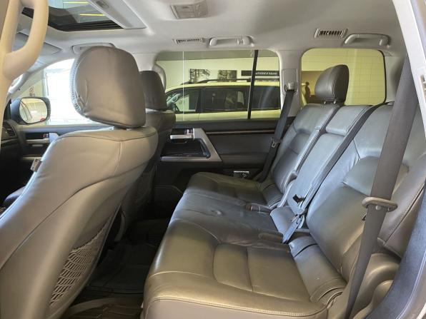 Toyota Land Cruiser 200 Series с пробегом 2010 года, цена 2 870 000 рублей, 236000 км, внедорожник, Автокод Объявления