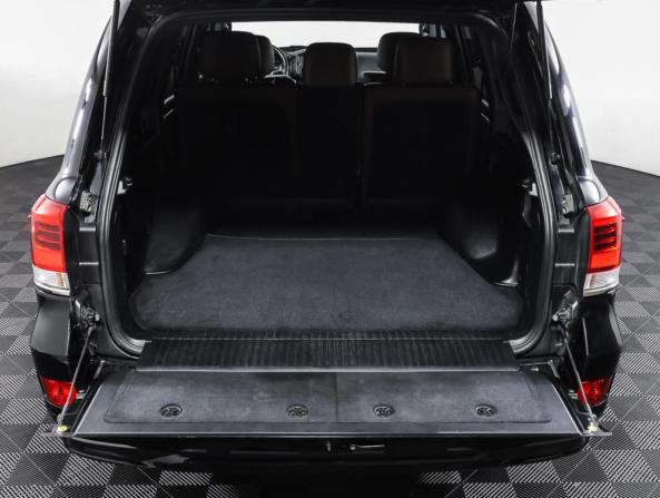 Toyota Land Cruiser 200 Series Рестайлинг 2 с пробегом 2016 года, цена 4 800 000 рублей, 260000 км, внедорожник, Автокод Объявления