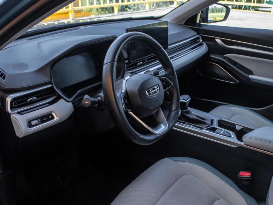 Geely Emgrand II Москва  - изображение 13