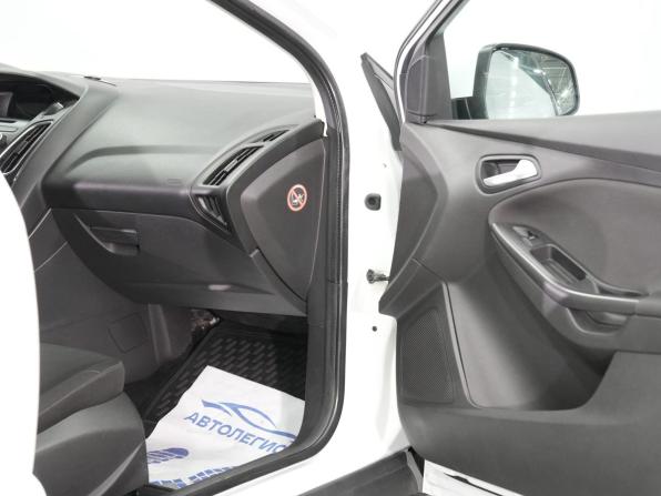 Ford Focus III Рестайлинг с пробегом 2017 года, цена 980 000 рублей, 131000 км, седан, Автокод Объявления
