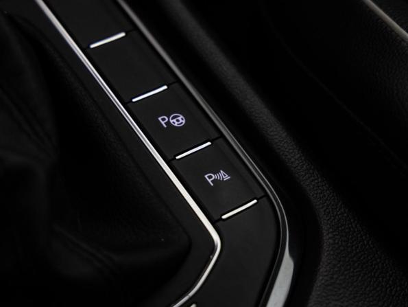 Volkswagen Tiguan II с пробегом 2019 года, цена 3 275 000 рублей, 62658 км, внедорожник, Автокод Объявления