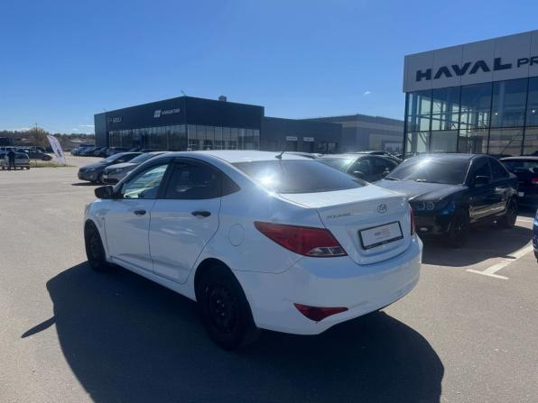 Hyundai Solaris I Рестайлинг с пробегом 2016 года, цена 669 000 рублей, 199000 км, седан, Автокод Объявления