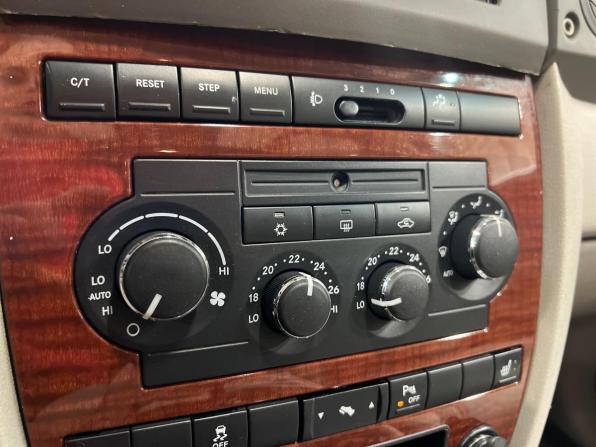 Jeep Commander с пробегом 2007 года, цена 1 100 000 рублей, 278000 км, внедорожник, Автокод Объявления