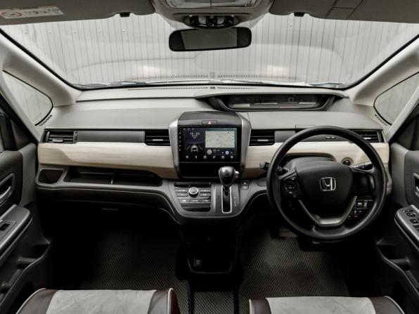 Honda Freed II с пробегом 2016 года, цена 1 270 000 рублей, 144079 км, компактвэн, Автокод Объявления