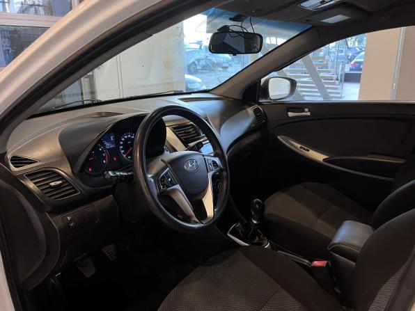 Hyundai Solaris I с пробегом 2011 года, цена 481 000 рублей, 241941 км, седан, Автокод Объявления
