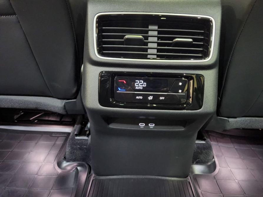 Volkswagen Tavendor I Москва  - изображение 12