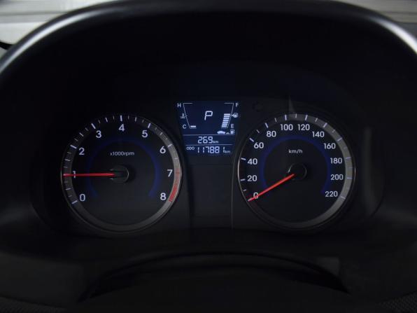 Hyundai Solaris I с пробегом 2014 года, цена 949 995 рублей, 117880 км, седан, Автокод Объявления