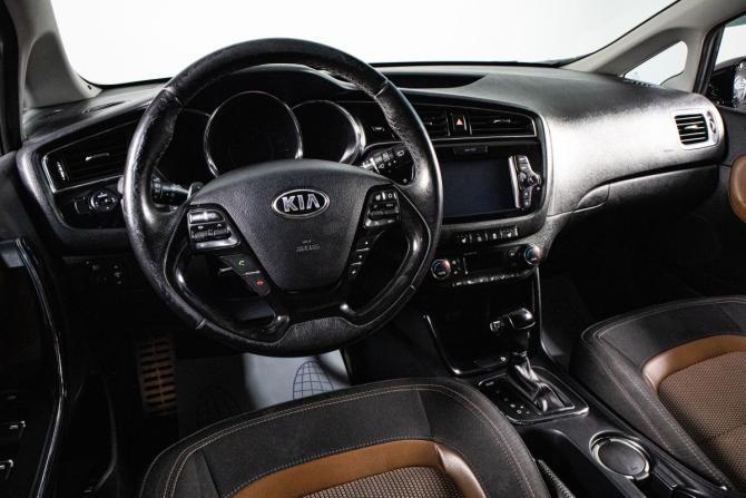 Kia Ceed II Рестайлинг с пробегом 2016 года, цена 1 419 000 рублей, 114641 км, универсал, Автокод Объявления