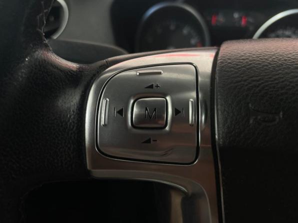 Ford Mondeo IV Рестайлинг с пробегом 2014 года, цена 895 000 рублей, 200232 км, седан, Автокод Объявления