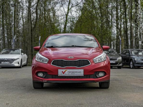 Kia Ceed II с пробегом 2013 года, цена 780 000 рублей, 235158 км, хэтчбек, Автокод Объявления