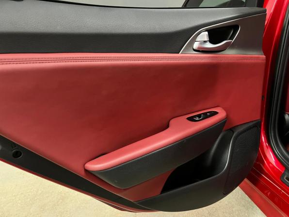 Kia Stinger I с пробегом 2020 года, цена 2 650 000 рублей, 99700 км, лифтбек, Автокод Объявления