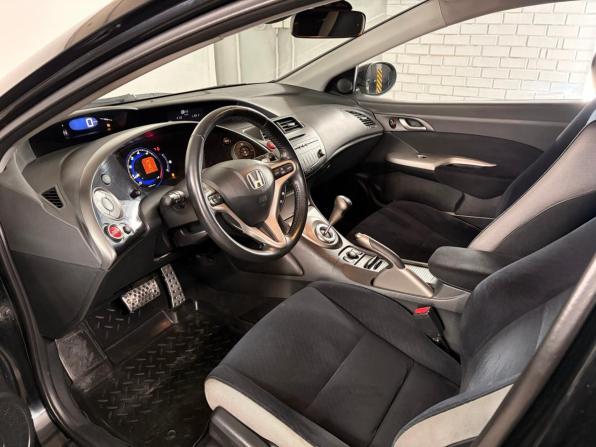Honda Civic VIII с пробегом 2007 года, цена 799 000 рублей, 127653 км, хэтчбек, Автокод Объявления