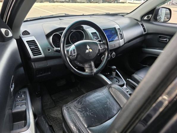Mitsubishi Outlander II с пробегом 2008 года, цена 1 029 000 рублей, 241191 км, внедорожник, Автокод Объявления