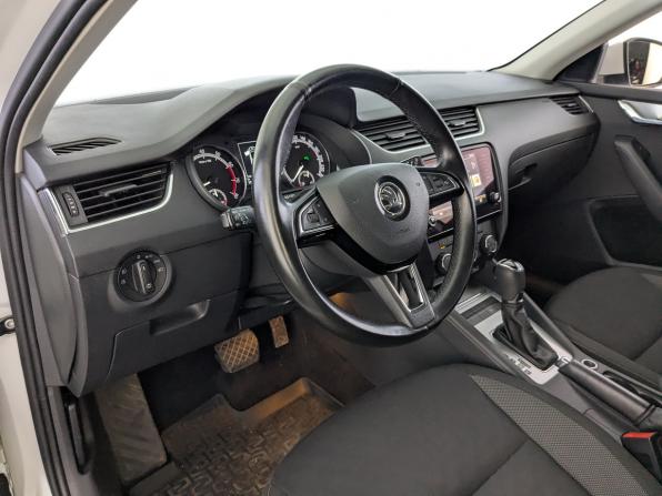 Skoda Octavia III (A7) Рестайлинг с пробегом 2020 года, цена 1 695 000 рублей, 130091 км, лифтбек, Автокод Объявления