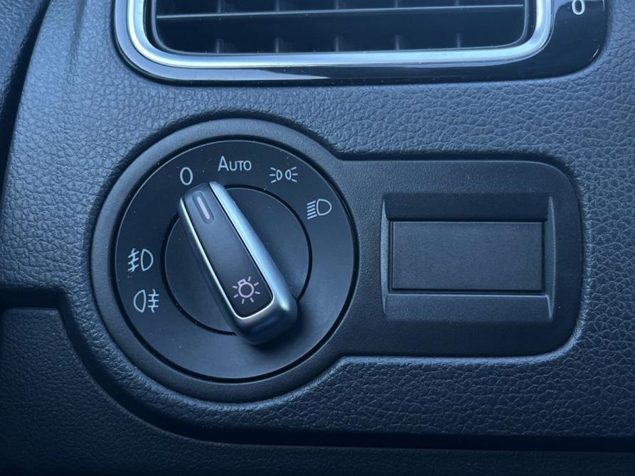 Volkswagen Polo V Рестайлинг Калуга  - изображение 14