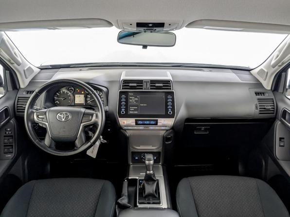 Toyota Land Cruiser Prado 150 Series Рестайлинг 3 с пробегом 2021 года, цена 5 650 000 рублей, 43771 км, внедорожник, Автокод Объявления