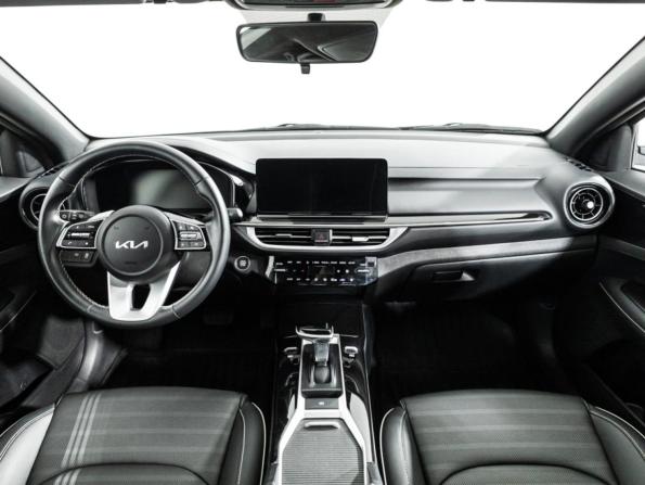 Kia K3 II (China Market) Рестайлинг с пробегом 2023 года, цена 2 149 700 рублей, 45376 км, седан, Автокод Объявления